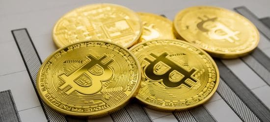 Bitcoin взлетел выше $1100