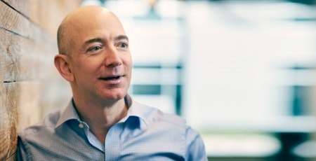 Основатель Amazon обогнал Баффетта